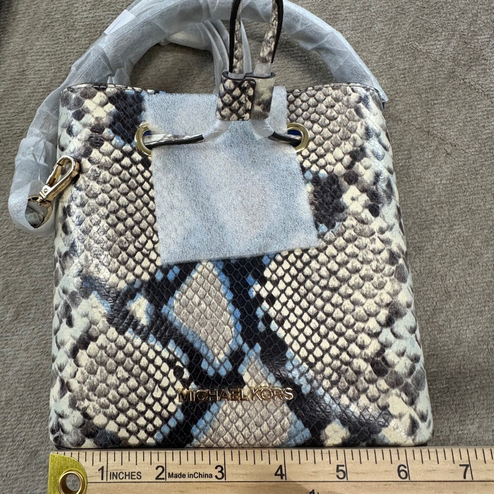 Michael Kors Snakeskin Embossed Bucket Bag and Wristlet Set Blue - Picture 8 of 14